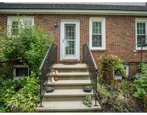 73 Longfellow Road Worcester, MA 01602 - Photo 12 of 38 Gallery Image 12