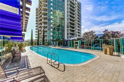 $900,000 | 3131 Michelson Drive, Unit 606, Irvine, CA 92612