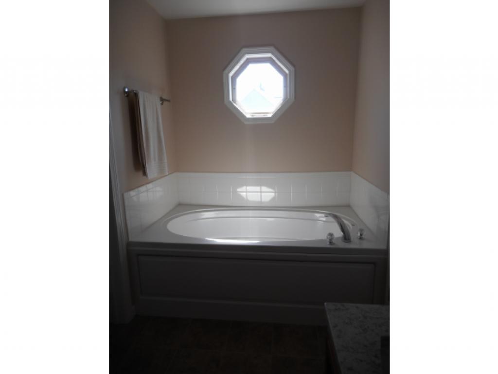 44 Rice Lane Bedford, NH 03110 - Photo 23 of 24