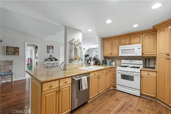 $930,000 | 28442 Alder Peak, Canyon Country, CA 91387