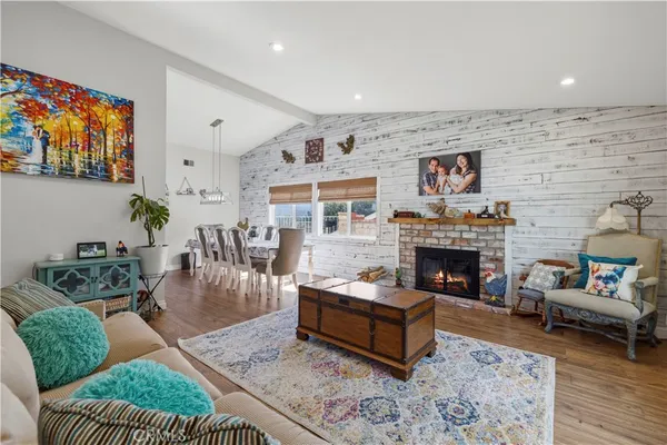 $930,000 | 28442 Alder Peak, Canyon Country, CA 91387