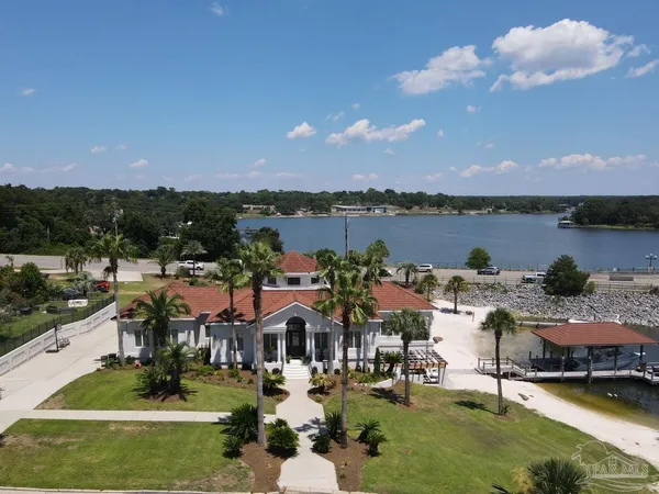 $3,800,000 | 2008 East Gadsden Street, Pensacola, FL 32501