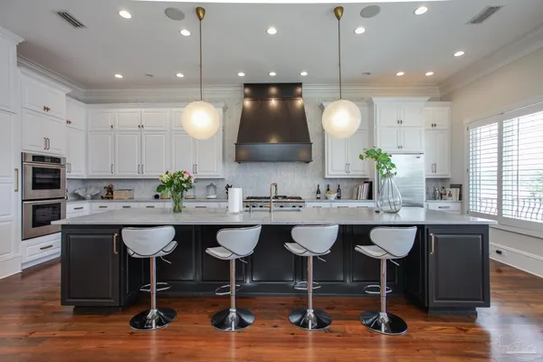 $3,800,000 | 2008 East Gadsden Street, Pensacola, FL 32501