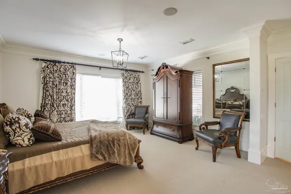 $3,800,000 | 2008 East Gadsden Street, Pensacola, FL 32501