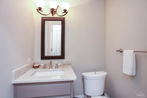 $3,800,000 | 2008 East Gadsden Street, Pensacola, FL 32501