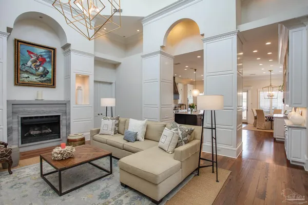 $3,800,000 | 2008 East Gadsden Street, Pensacola, FL 32501