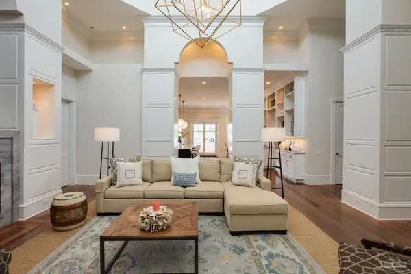 $3,800,000 | 2008 East Gadsden Street, Pensacola, FL 32501