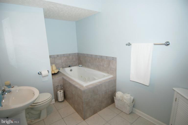 796 Sunny Chapel Road Odenton, MD 21113 - Photo 21 of 27 Full Bathroom (Basement)