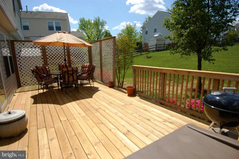 796 Sunny Chapel Road Odenton, MD 21113 - Photo 22 of 27 Deck