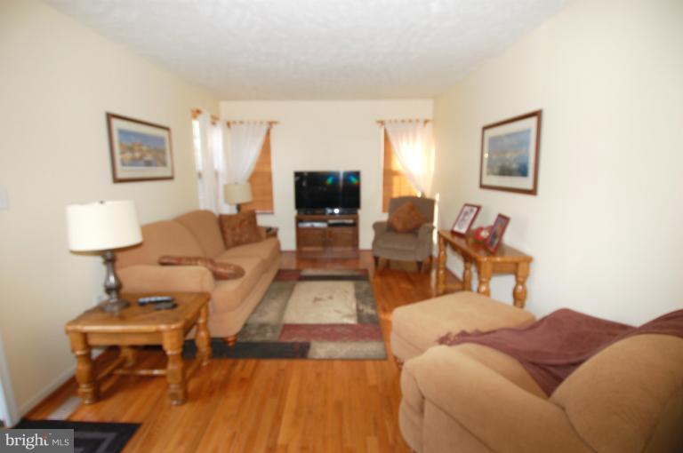 796 Sunny Chapel Road Odenton, MD 21113 - Photo 25 of 27 Family Room