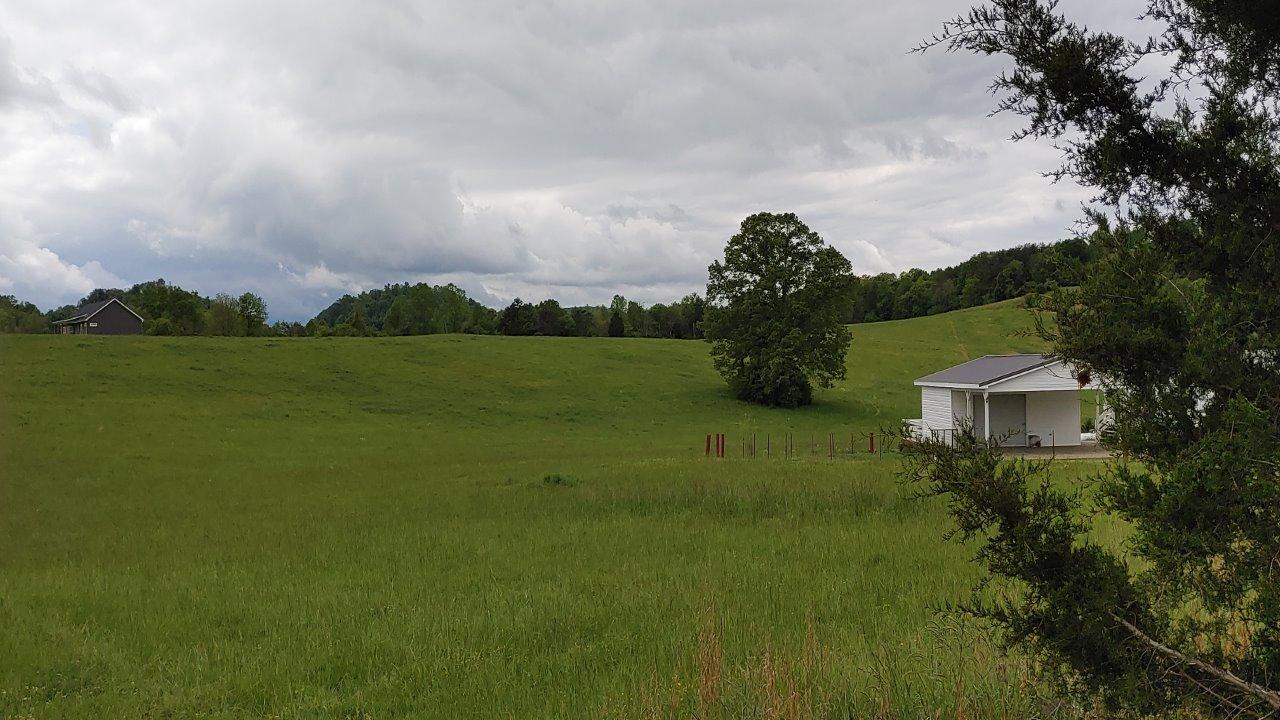 161 Everhart Road Tellico Plains, TN 37385 - Photo 2 of 7 20200430_135623