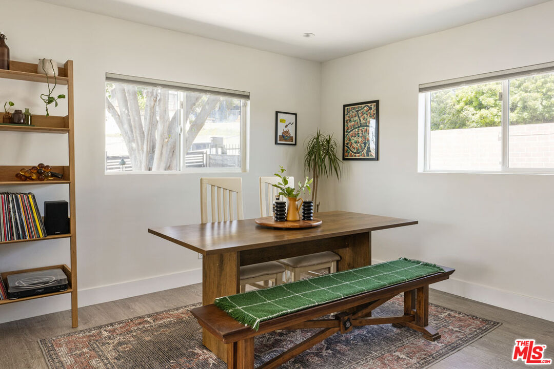 5624 Stratford Road Los Angeles, CA 90042 - Photo 6 of 28