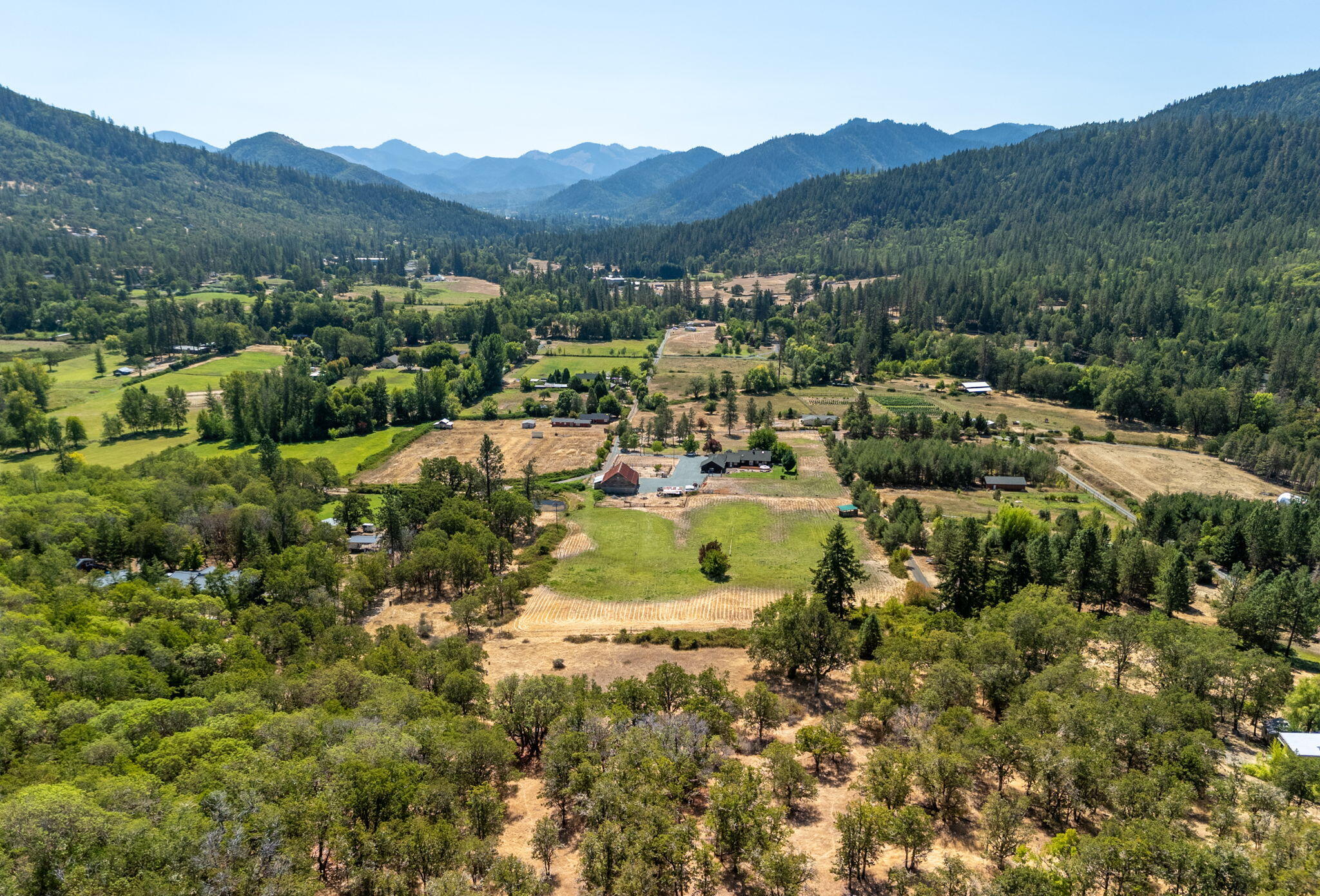 2575 East Evans Creek Road Rogue River, OR 97537 - Photo 61 of 68 Gallery Image 61