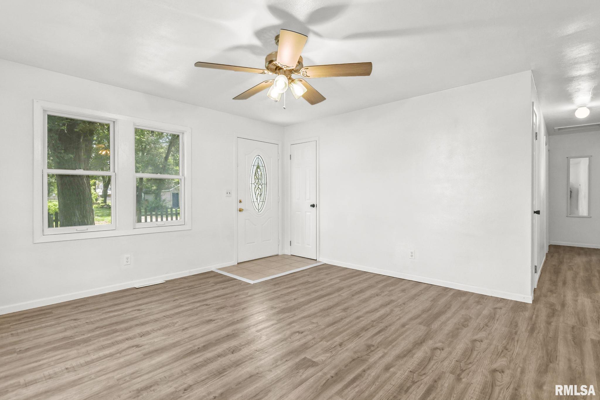 1235 North Daniels Avenue Springfield, IL 62702 - Photo 9 of 28