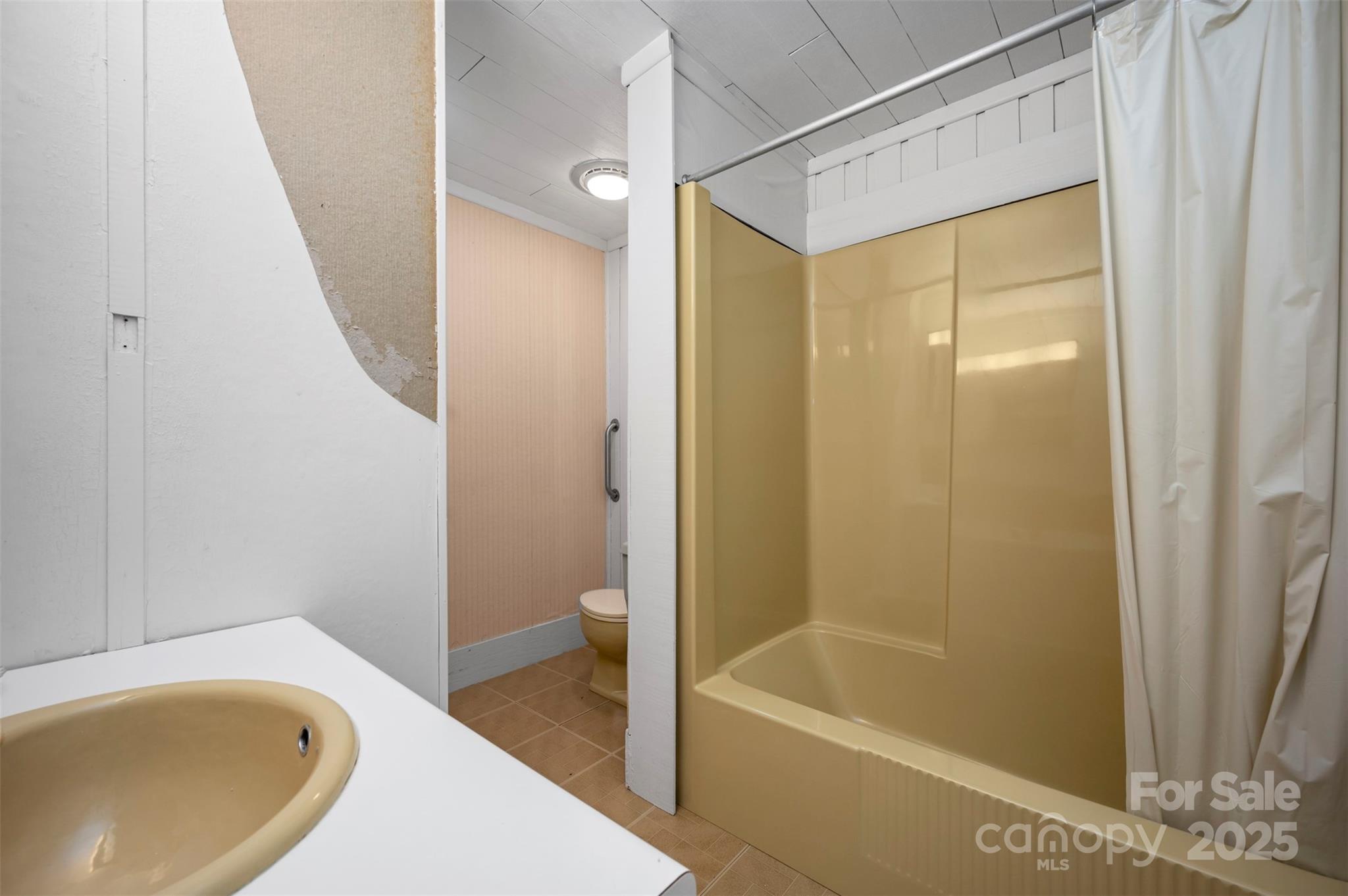 320 Hillswick Road Tryon, NC 28782 - Photo 23 of 31