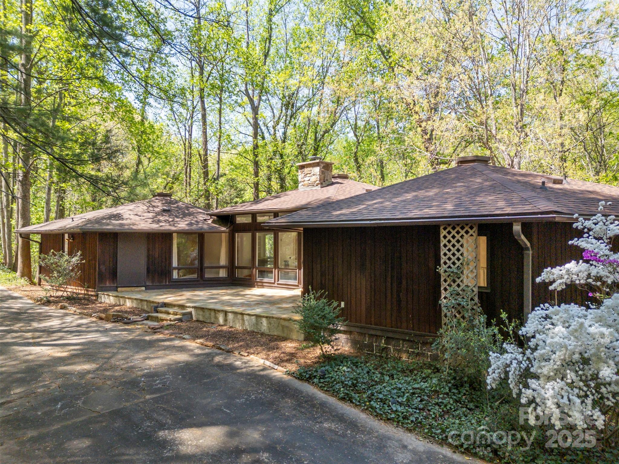 320 Hillswick Road Tryon, NC 28782 - Photo 5 of 31