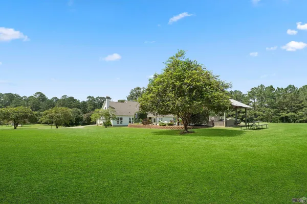 $879,000 | 7953 Pipes Lane, Ethel, LA 70730