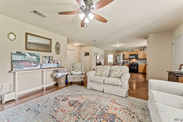 $879,000 | 7953 Pipes Lane, Ethel, LA 70730