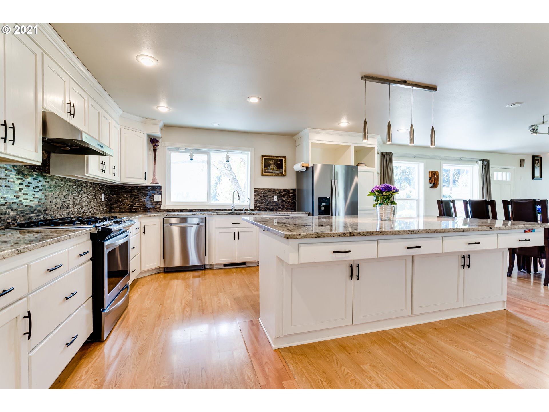 86562 Central Road Eugene, OR 97402 - Photo 10 of 32 Gallery Image 10