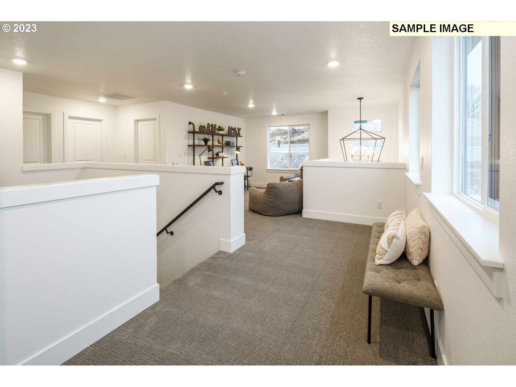 947 Southwest 49th Street Gresham, OR 97080 - Photo 16 of 26 Gallery Image 16