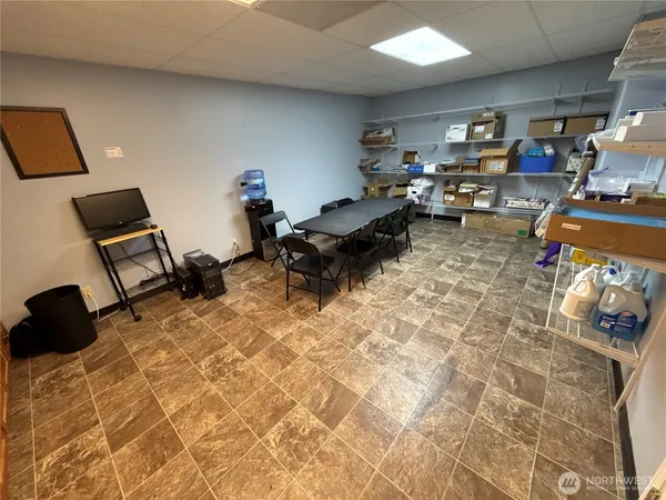 $2,212 | 1648 Plaza Way, Walla Walla, WA 99362