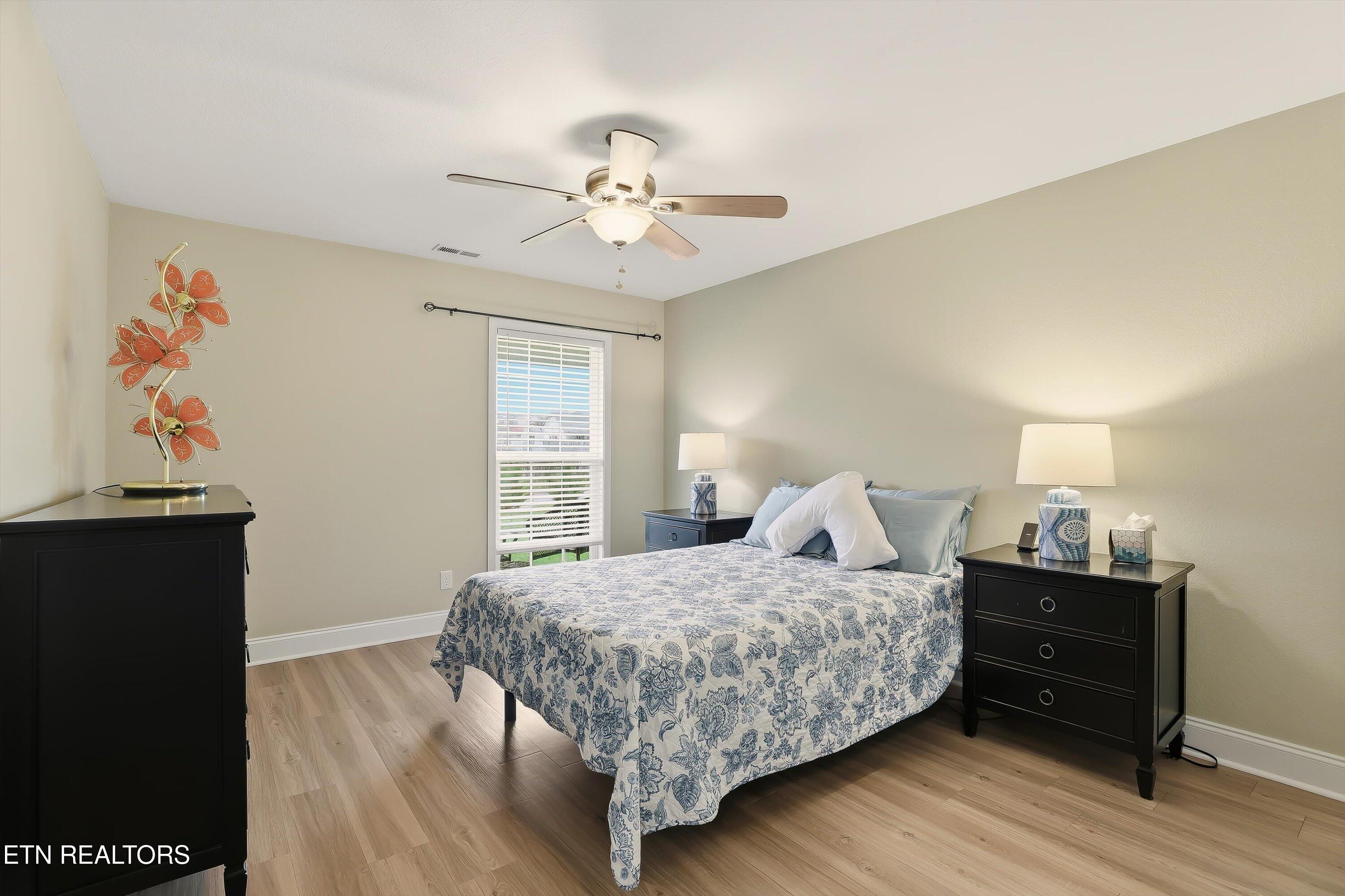 530 Roper Way Walland, TN 37886 - Photo 23 of 29 Bedroom 2