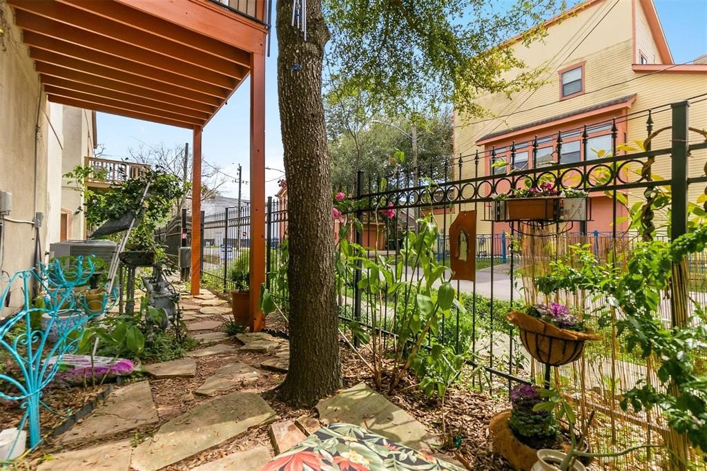 4316 Eli Street Houston, TX 77007 - Photo 16 of 20