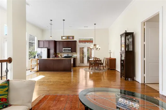 $2,700 | 4316 Eli Street, Houston, TX 77007