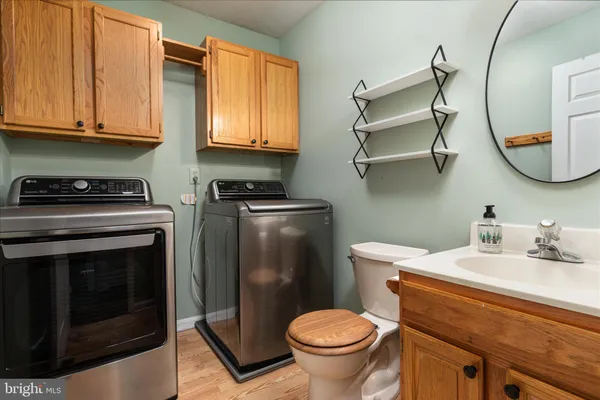 $580,000 | 590 Fulton Drive, Strasburg, VA 22657