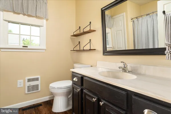 $580,000 | 590 Fulton Drive, Strasburg, VA 22657