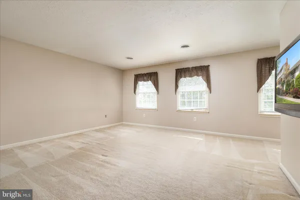 $580,000 | 590 Fulton Drive, Strasburg, VA 22657