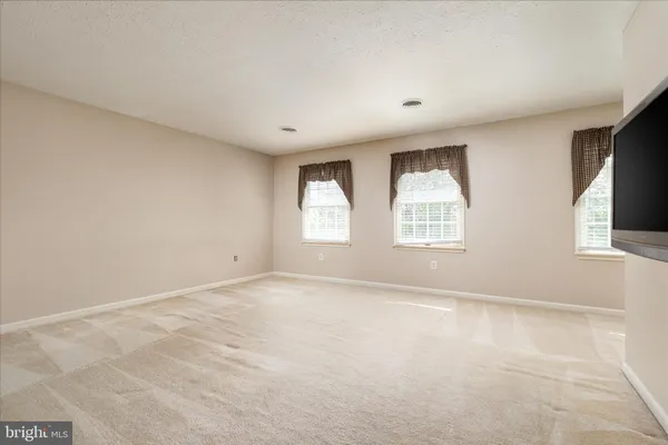 $580,000 | 590 Fulton Drive, Strasburg, VA 22657