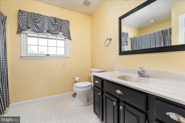 $580,000 | 590 Fulton Drive, Strasburg, VA 22657