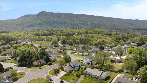 $580,000 | 590 Fulton Drive, Strasburg, VA 22657