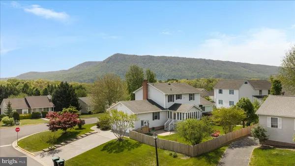 $580,000 | 590 Fulton Drive, Strasburg, VA 22657