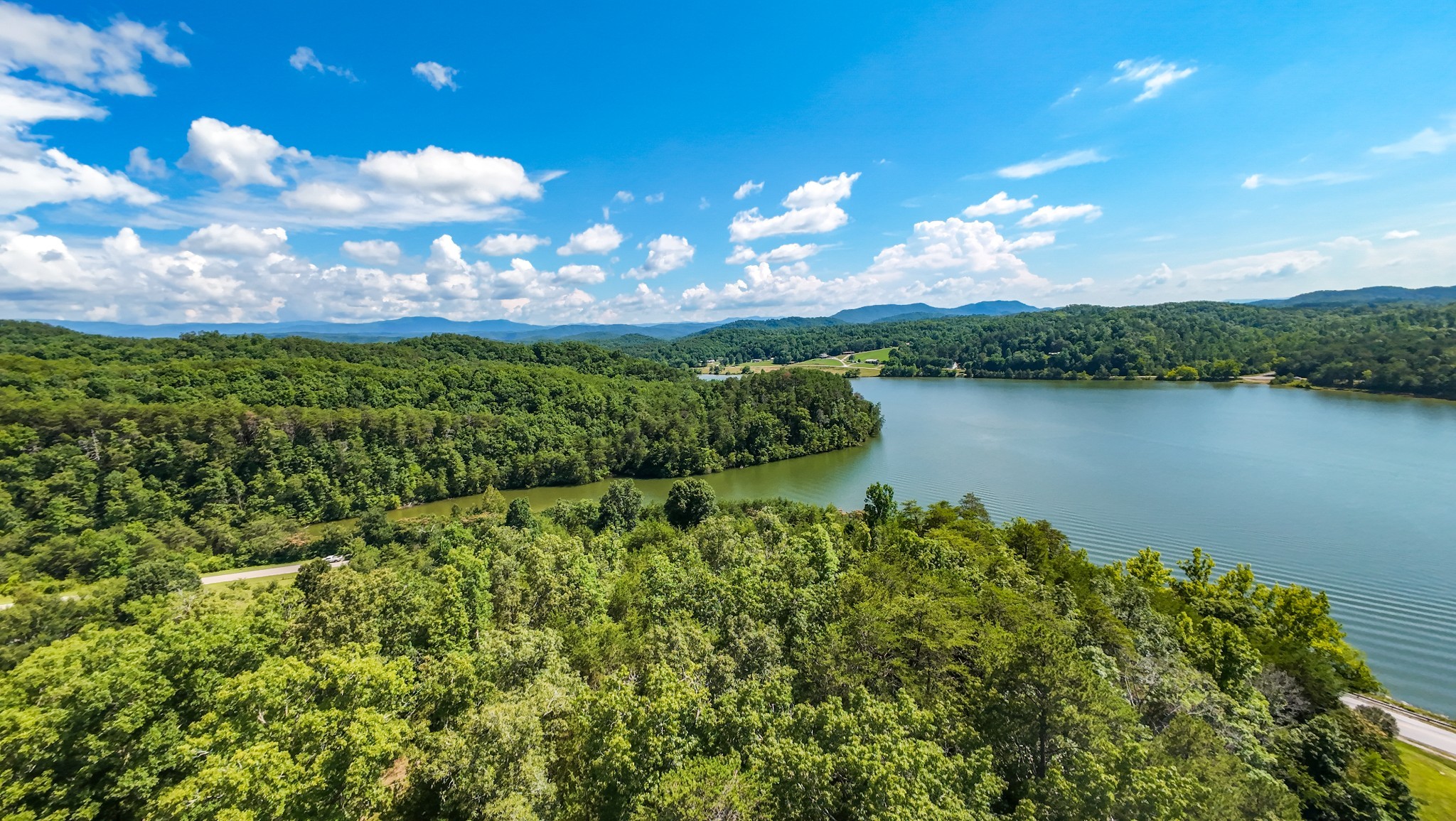 151 Citico Road Vonore, TN 37885 - Photo 9 of 24
