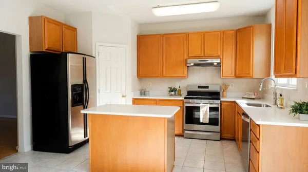 $409,999 | 9704 Memphis Place, Waldorf, MD 20603