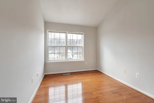 $409,999 | 9704 Memphis Place, Waldorf, MD 20603