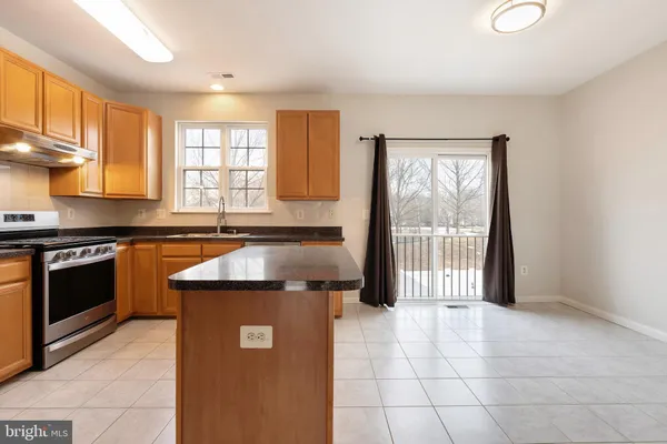 $409,999 | 9704 Memphis Place, Waldorf, MD 20603