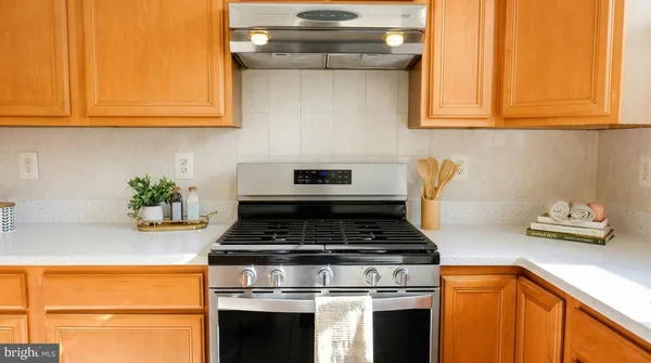 $409,999 | 9704 Memphis Place, Waldorf, MD 20603