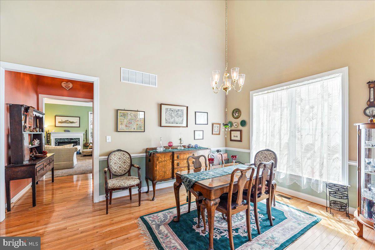 237 Hanover Road Phoenixville, PA 19460 - Photo 6 of 37 Hardwood floors