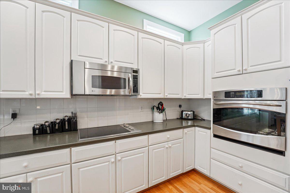 237 Hanover Road Phoenixville, PA 19460 - Photo 10 of 37 Stainless appliances