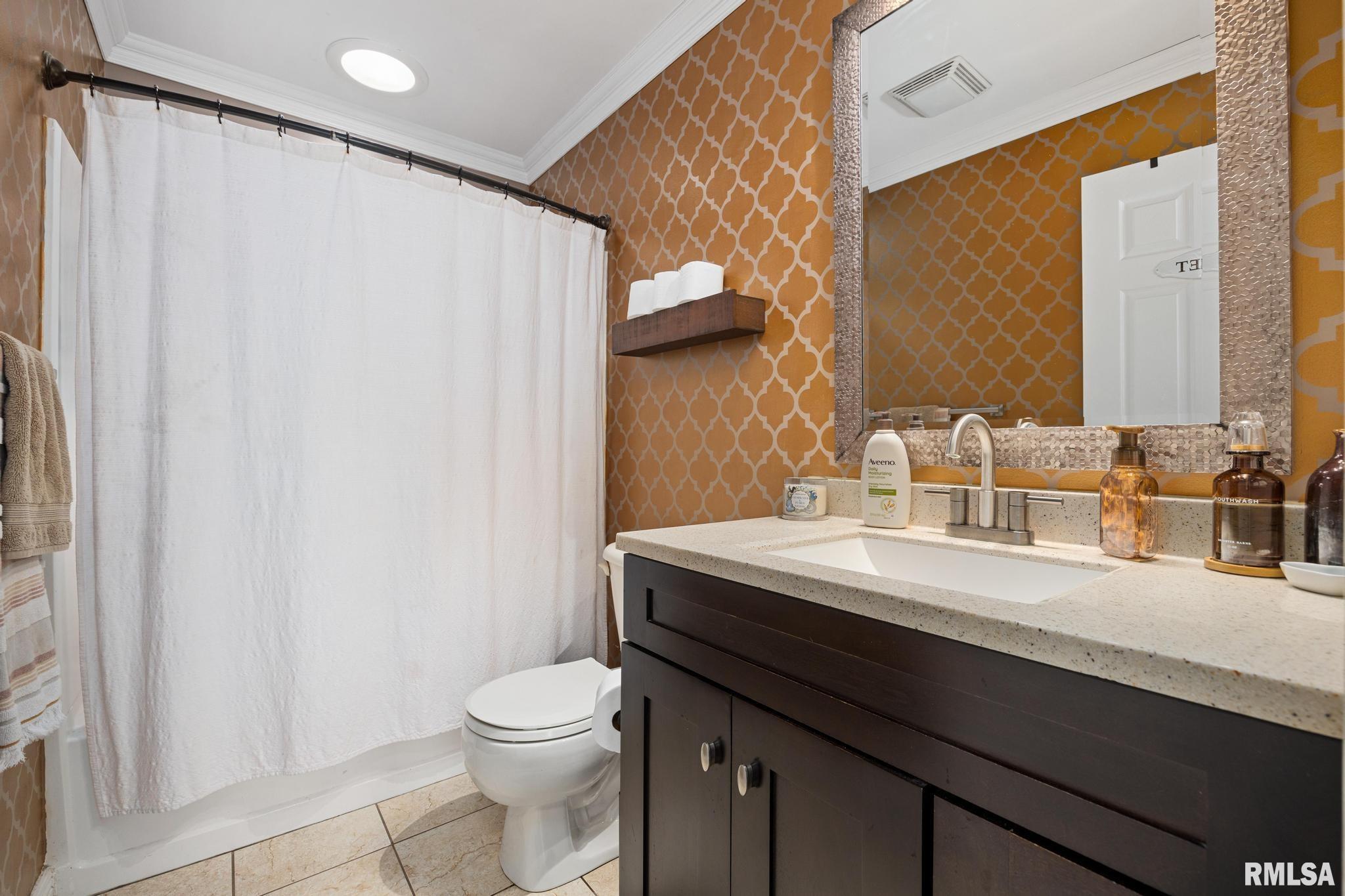 312 West Barrington Road Peoria, IL 61614 - Photo 16 of 28 Gallery Image 16