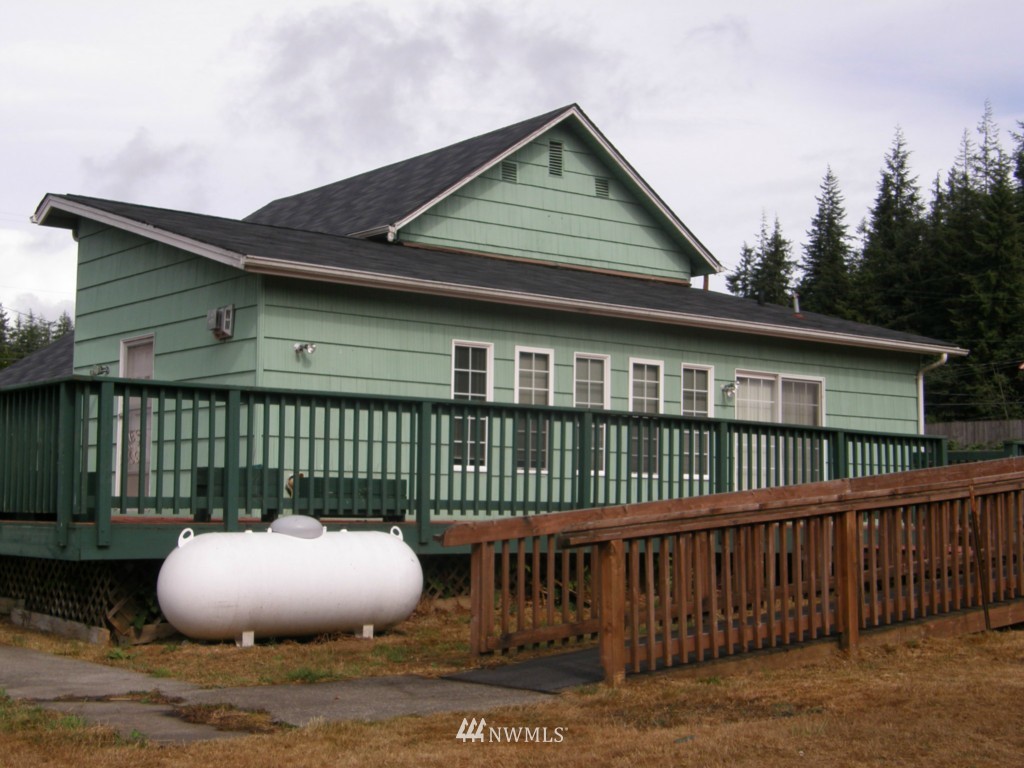 118 Pioneer Road Aberdeen, WA 98520 - Photo 3 of 20 Gallery Image 3