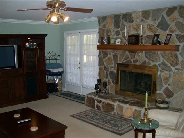 408 Huntington Road Easley, SC 29642 - Photo 8 of 20 Gallery Image 8