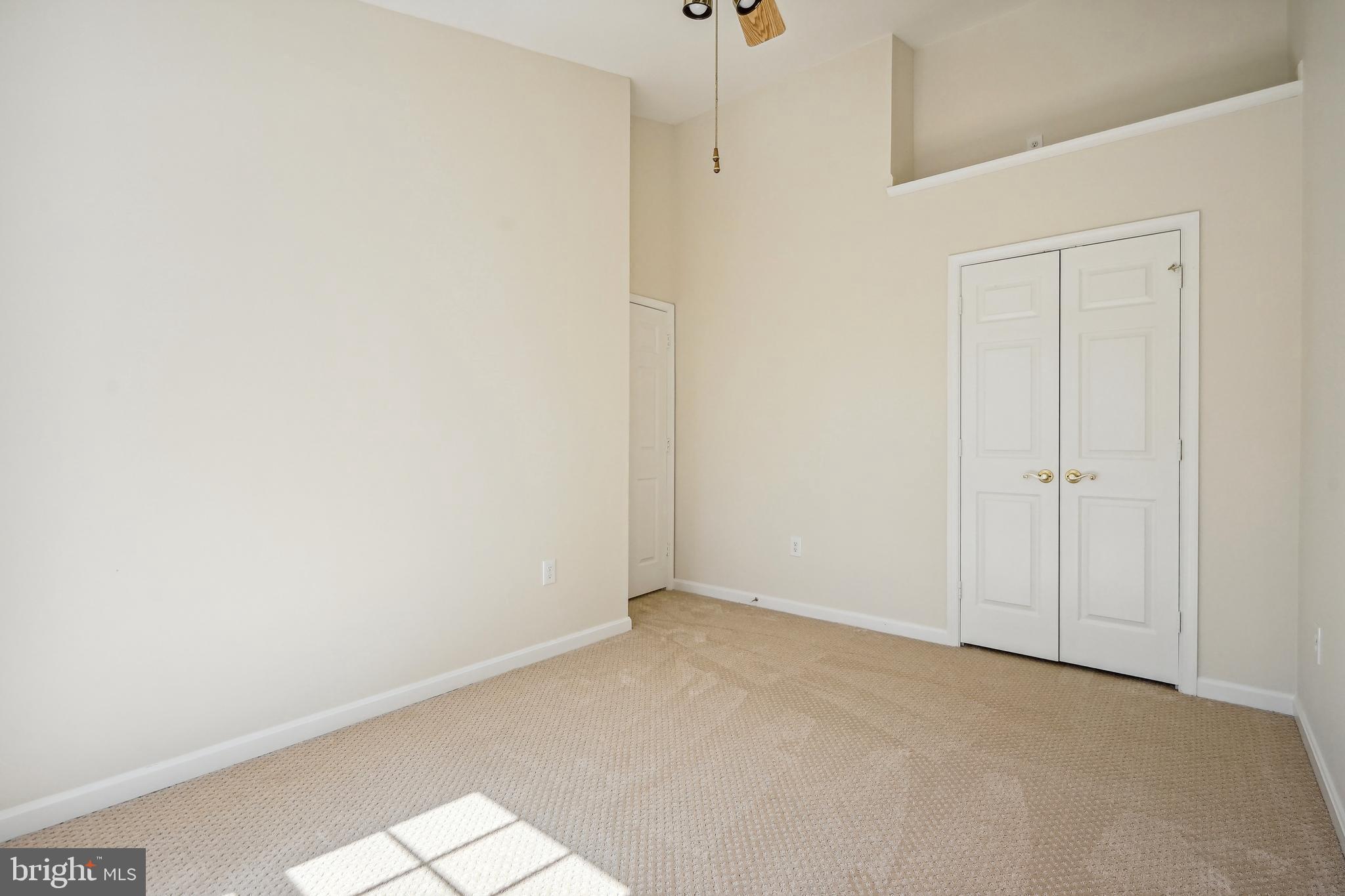 105 Ridgepoint Place Gaithersburg, MD 20878 - Photo 28 of 33 Bedroom #3