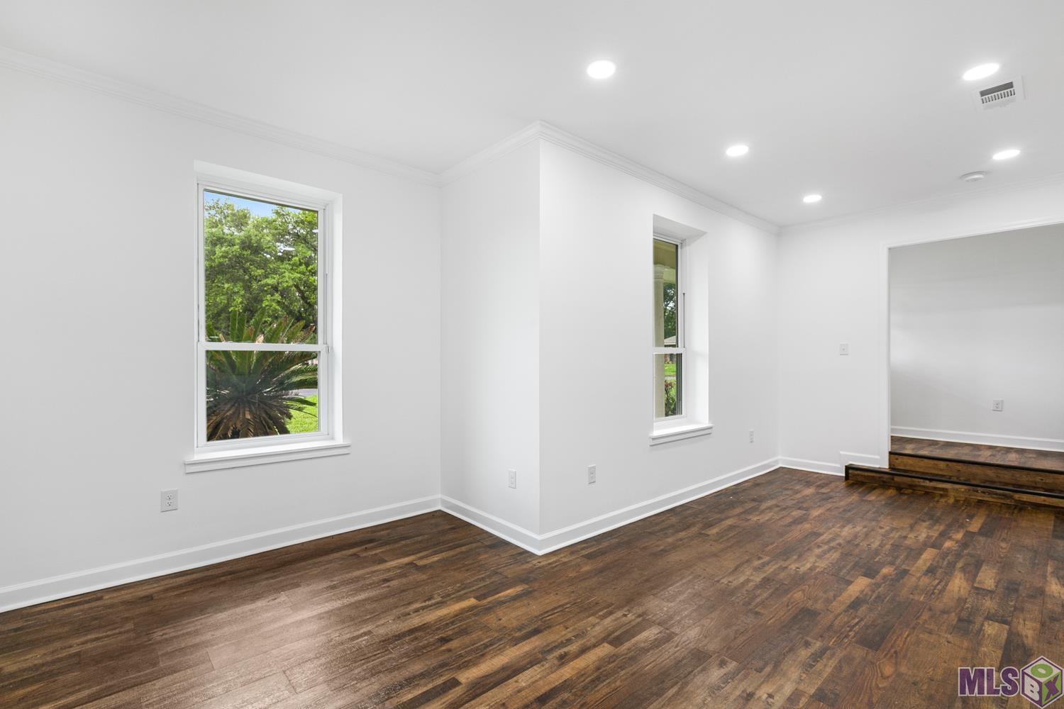 9207 Wild Valley Road Baton Rouge, LA 70810 - Photo 3 of 12 Gallery Image 3