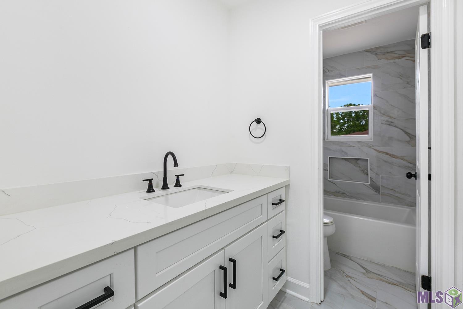 9207 Wild Valley Road Baton Rouge, LA 70810 - Photo 7 of 12 Gallery Image 7