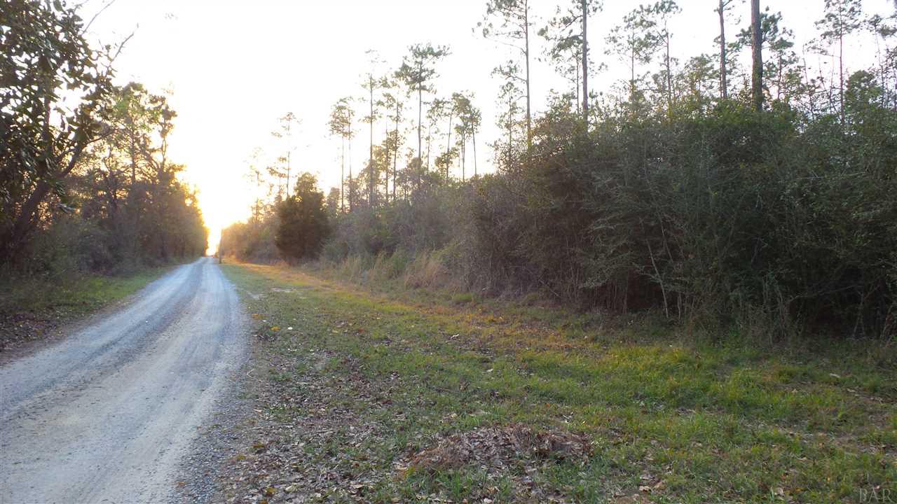 3 Lewis Road Milton, FL 32570 - Photo 21 of 27 Gallery Image 21