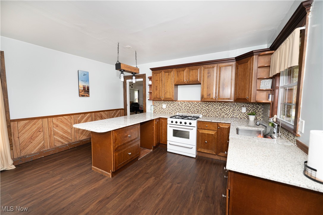 10961 Madison Road Montville, OH 44064 - Photo 10 of 38